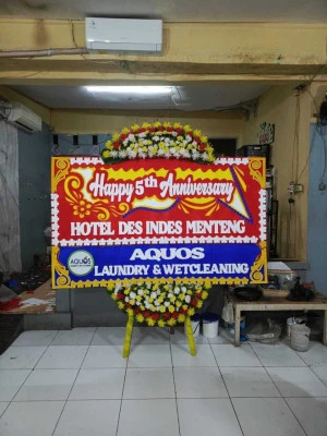 Papan Bunga di Kota Bambu Selatan