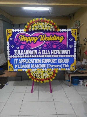 Papan Bunga di Kota Bambu Selatan